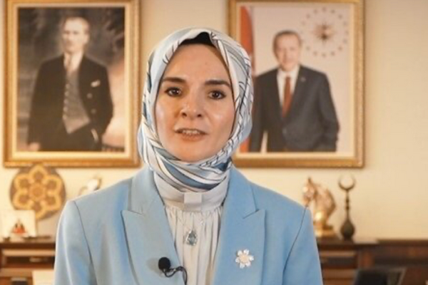 Bakan Göktaş’tan 15 Temmuz şehidi Başkomiser Bülent Yurtseven’in ailesine ziyaret
