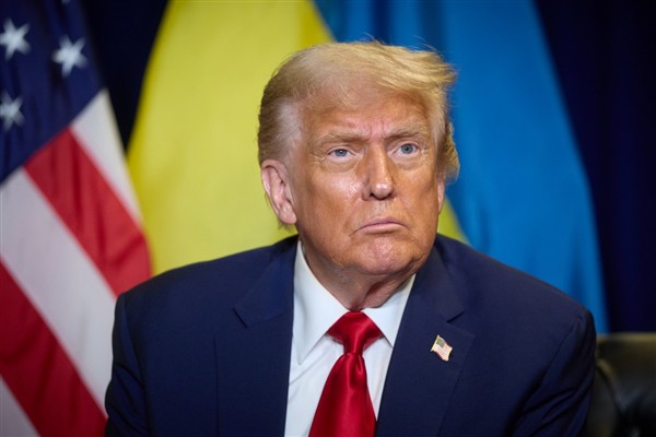 Trump: İran Hürmüz Boğazı’nda saldırırsa köprü ve enerji tesislerini vururuz