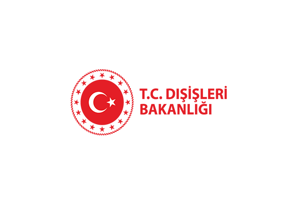 Bakan Yardımcısı Özel, Türkiye Maarif Vakfı Bağdat Okulları’nı ziyaret etti