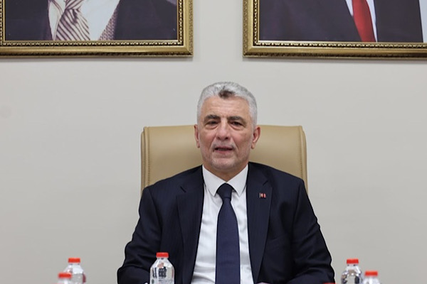 Bakan Bolat: Sadık Ahmet, gönüllerde müstesna bir yer edinmiştir