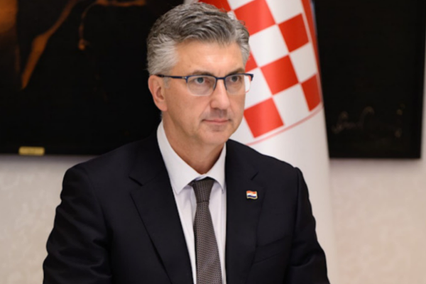 Hırvatistan Başbakanı Plenkovic’ten Şeyh Hamad bin Halife Al Sani için taziye mesajı