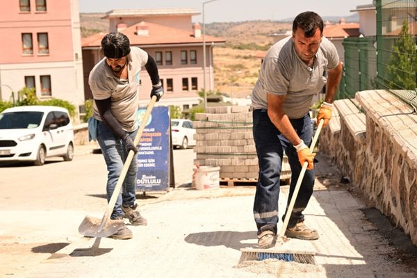 Akgedik’te üstyapı onarımı sürüyor