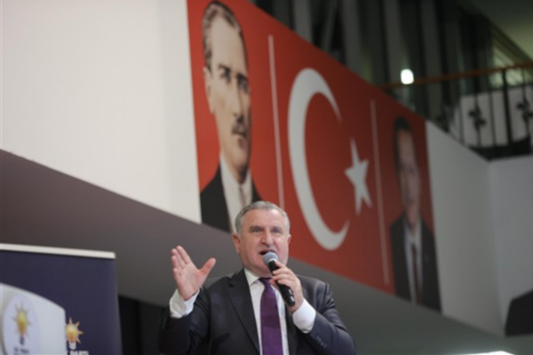 Bakan Bak’tan milli özel sporculara tebrik mesajı