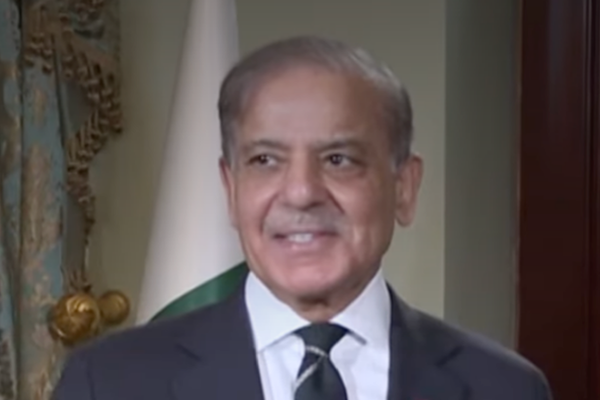 Şerif: Pakistan bölgesel barış için arabuluculuğa hazır