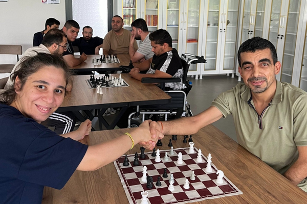 Engelsiz Aktif Yaşam Merkezi’nde satranç turnuvası düzenlendi