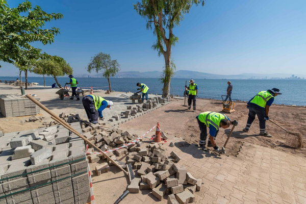 İzmir’in yeşil mirası İnciraltı Kent Ormanı yenileniyor