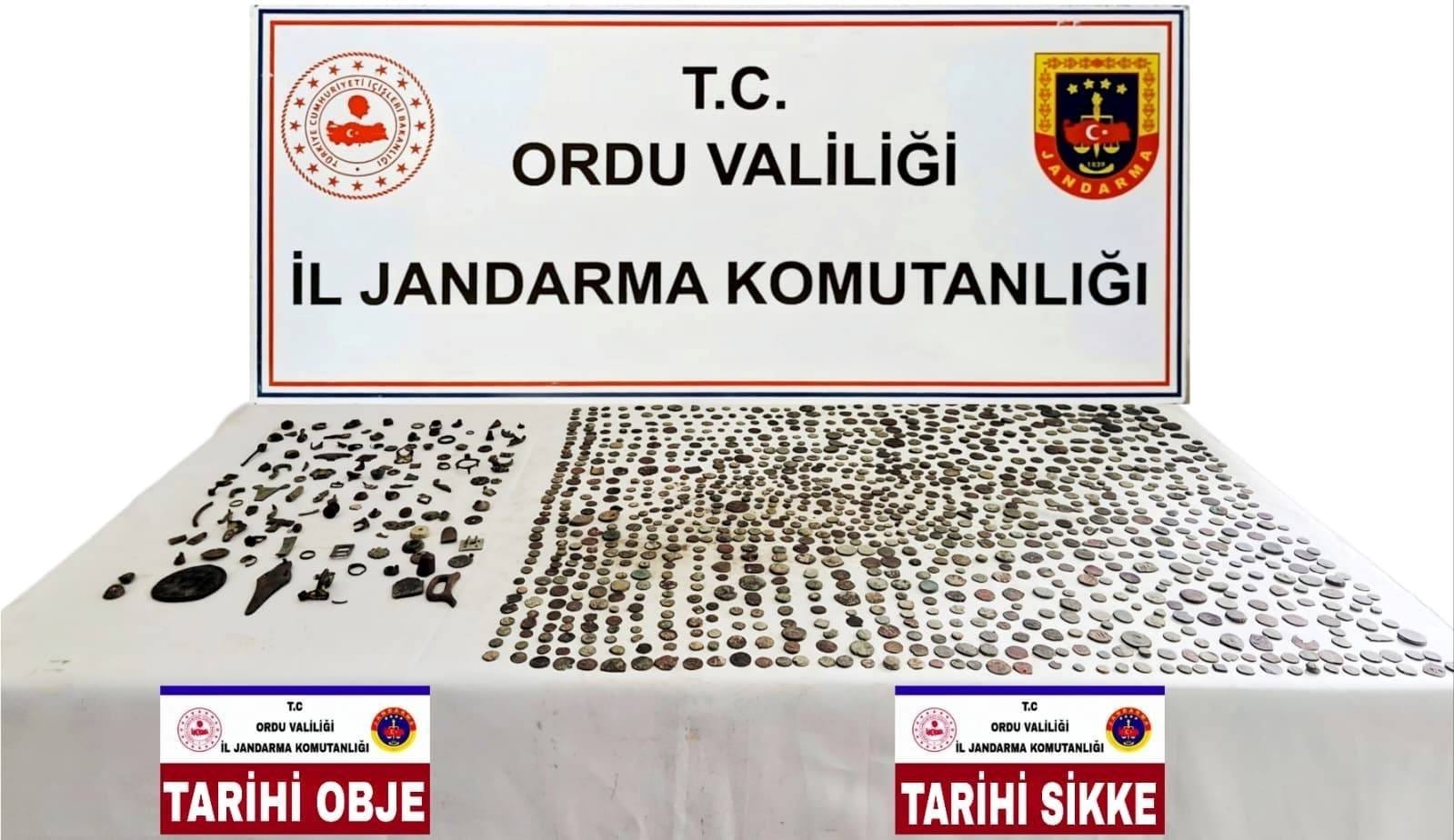 Ordu’da kaçakçılık operasyonlarında tarihi eser ve kaçak araç ele geçirildi