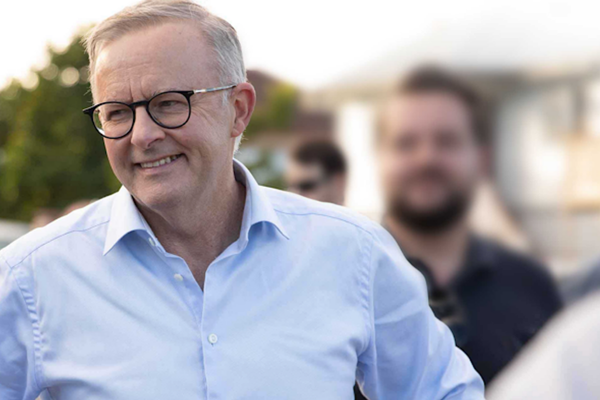 Albanese: Her genç başarı için eşit fırsatı hak ediyor