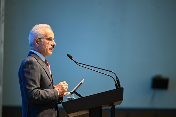 Uraloğlu: Korkuteli-Elmalı Yolu ile nakliye hattını daha hızlı hale getirdik
