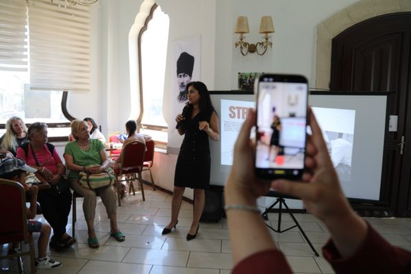 Keçiören’de kadınlara stres ve öfke yönetimi semineri