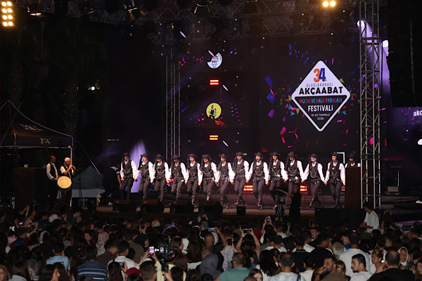 34. Uluslararası Akçaabat Müzik ve Halk Oyunları Festivali gerçekleştirildi