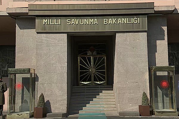 MSB: Eskişehirli öğrenciler askeri havacılığı yakından tanıdı