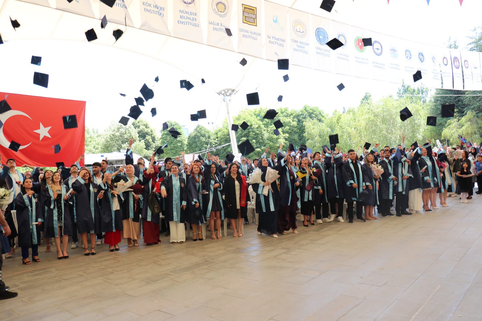 Ankara Üniversitesi ASO 1. OSB Meslek Yüksekokulu’nda Mezuniyet Coşkusu