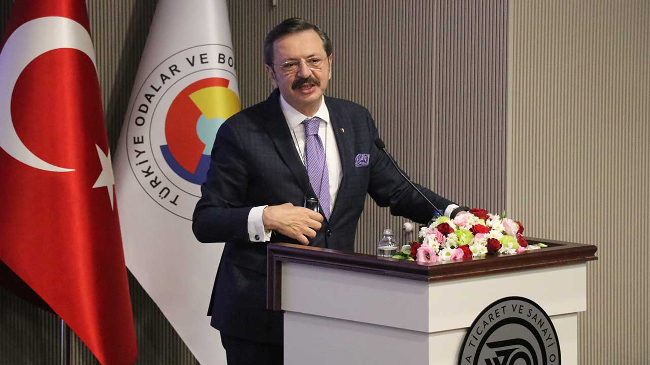 Hisarcıklıoğlu: “TOBB camiası olarak demokrasinin ve milletimizin yanında olmaya devam edeceğiz”