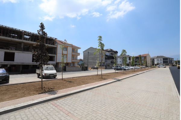 İnegöl Belediyesi’nden Yeni Mahalle’ye 64 araçlık otopark