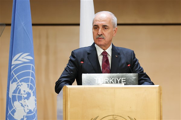 Kurtulmuş: Aziz milletimizin 30 Ağustos Zafer Bayramı kutlu olsun