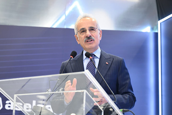 Uraloğlu: E5000’in Avrupa Birliği sertifikasyon sürecini tamamladık