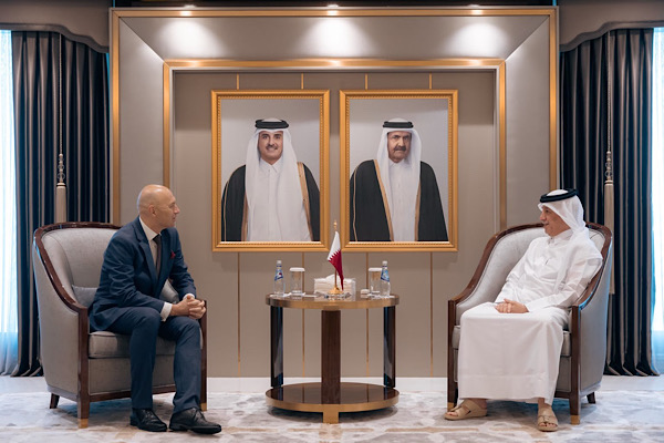 Al Muraikhi, Çekya’nın Doha Büyükelçisi Chalupecky ile görüştü