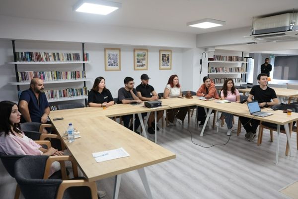 Konak’ta gençler için yapay zeka atölyesi düzenlendi