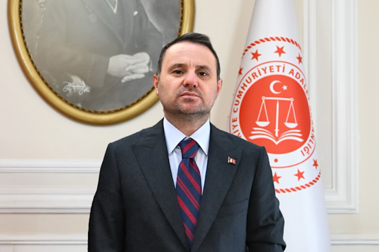 Bakan Gürlek, Adana’da yargı hizmetlerini değerlendirdi