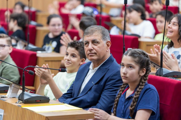 İzmir Çocuk Meclisi için başvurular sürüyor