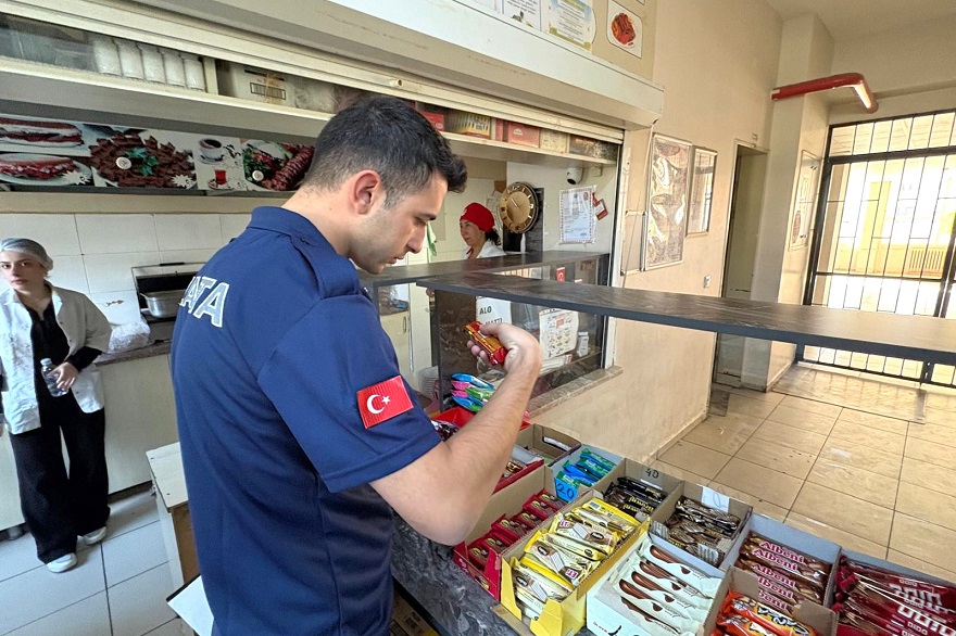 Menderes’te okul kantinlerine zabıta denetimi