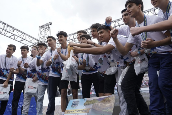 Rumkale Su Sporları Festivali dragon bot ve yüzme yarışlarıyla devam edecek