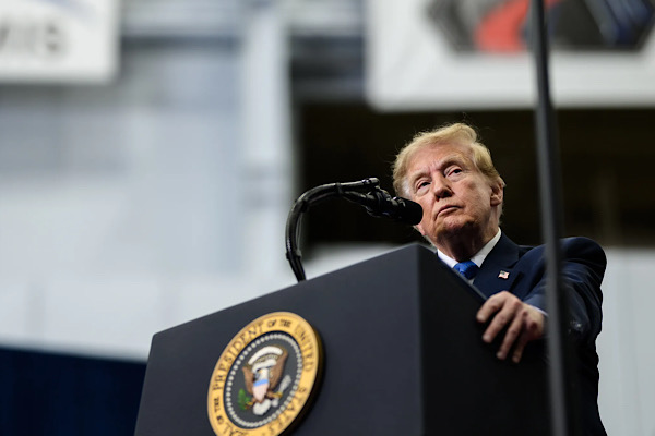 Trump: Kanada, kendi kendini mahvediyor