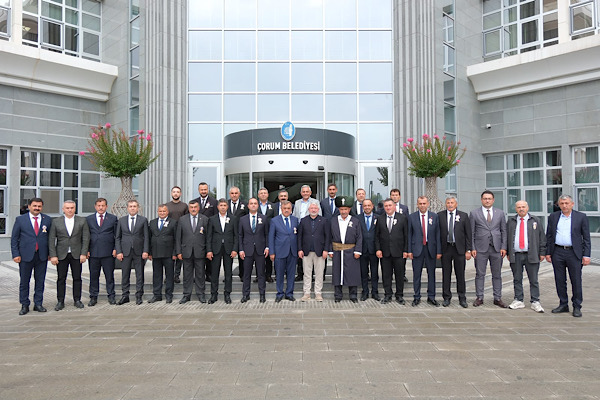 Çorum’da Yılın Ahisi Yüksel Yılmaz’dan Başkan Aşgın’a ziyaret