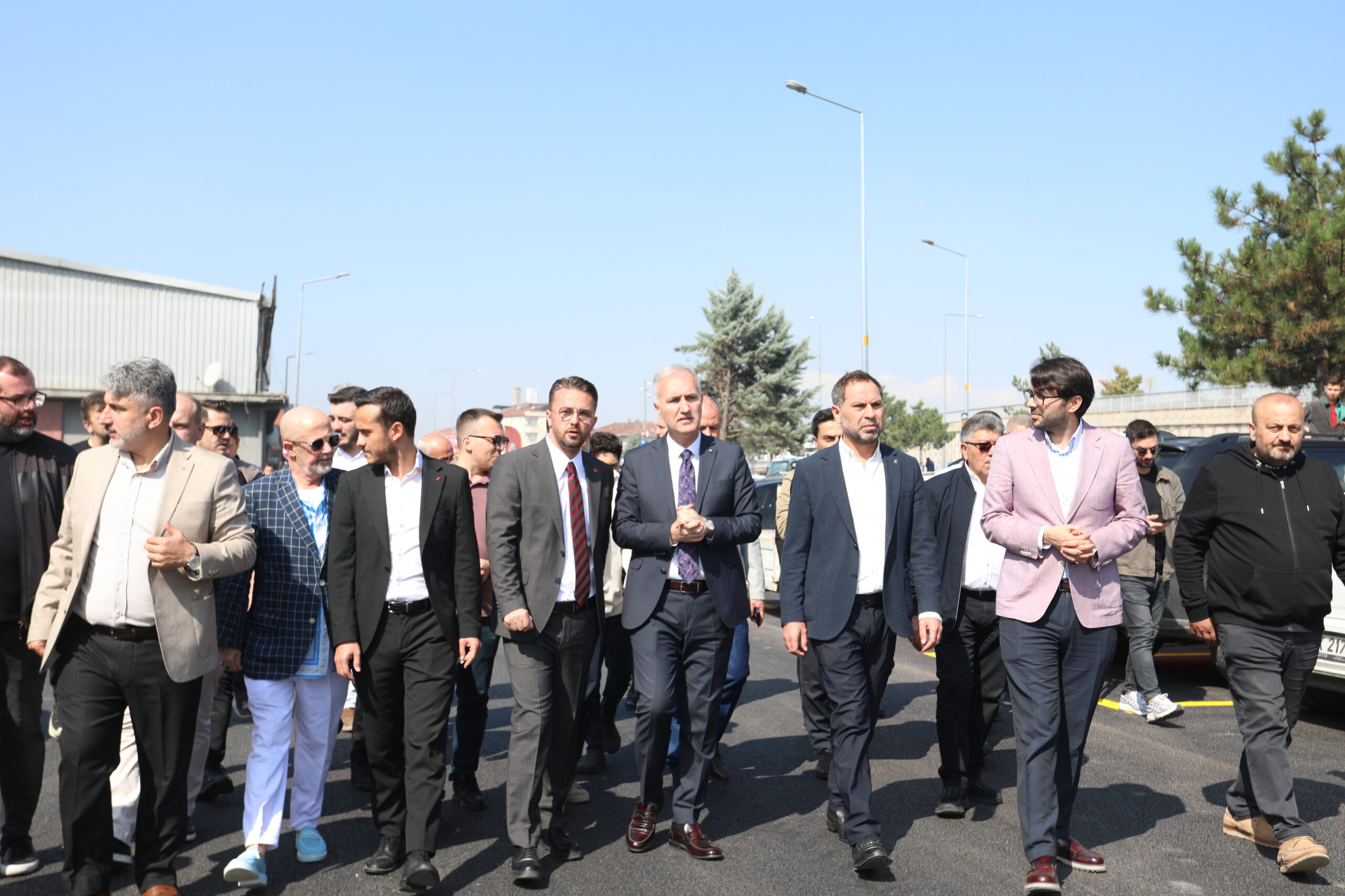 İnegöl’de mobilya sanayisine 165 araçlık otopark
