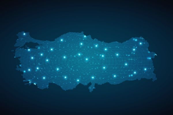 DE-CIX anketi: İstanbul dışında dijital olgunluk, yerel altyapıyı geride bırakıyor
