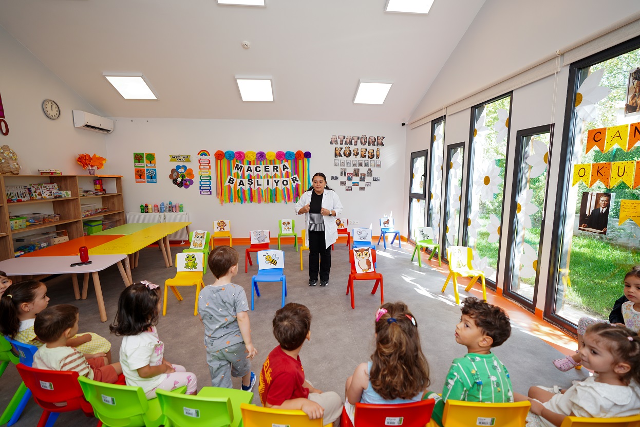 Beylikdüzü’nde Zübeyde Ana Gündüz Çocuk Bakımevi hizmete açıldı