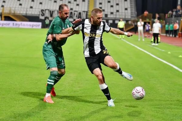 Bursaspor Manisa’dan 3 puanla dönüyor