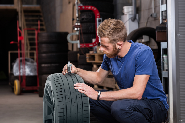 AKO Grup’tan akü, lastik ve jant kontrolü çağrısı; “Mevsime göre arıza riski değişiyor”