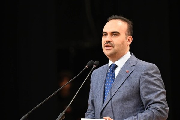 Bakan Kacır: Türkiye-Almanya ilişkilerini daha ileri taşımakta kararlıyız