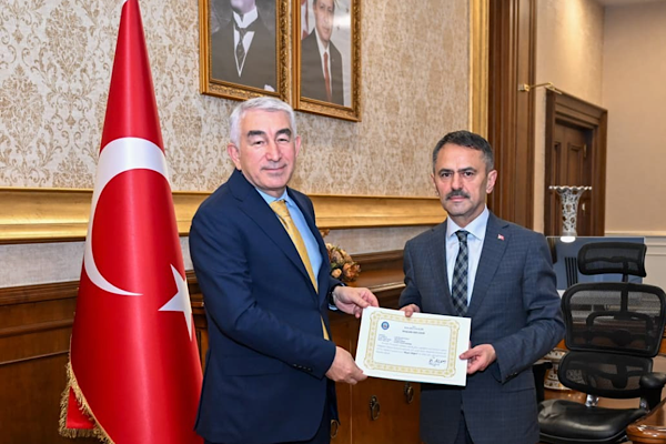 Kocaeli İl Emniyet Müdürü Karaduman, Vali Aktaş’a veda ziyareti gerçekleştirdi
