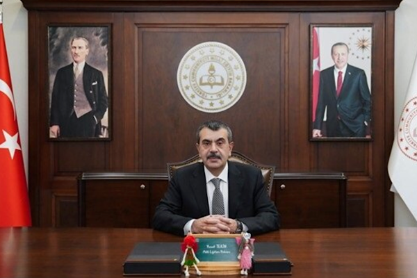 Bakan Tekin’den Kırklareli’de AK Parti İl Başkanlığına ziyaret