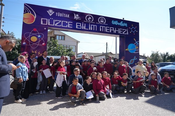 Düzce Bilim Şenliği’ne 6 bin 500 kişi katıldı