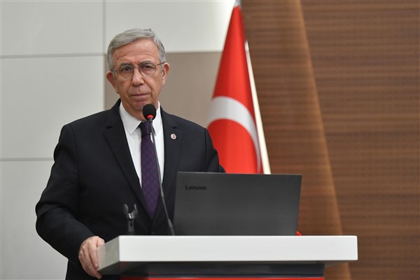 Yavaş: Çocuklarımızın olduğu bir yerde şiddetin gölgesi dahi olmamalı