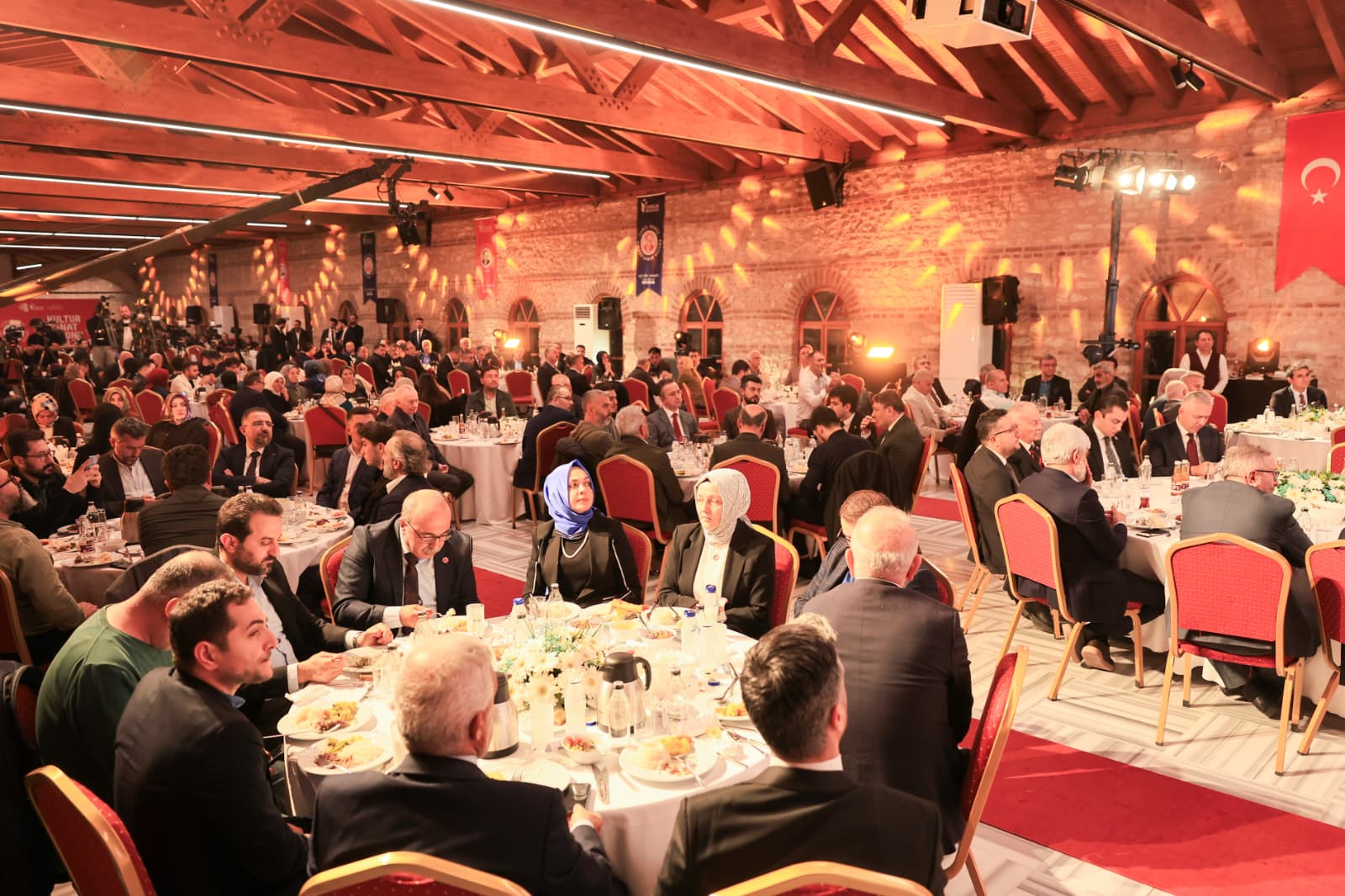 Esenler’de kültür sanat sezonu Sezai Karakoç etkinlikleriyle şekillenecek