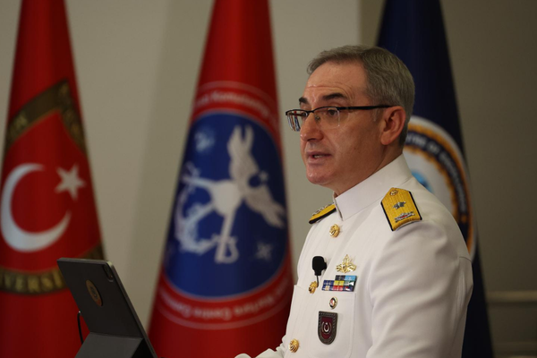 Girne ve Silivri açıklarındaki deniz kazalarında arama kurtarma çalışmaları sürüyor