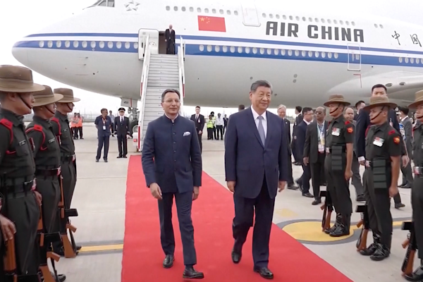 Xi, BRICS zirvesi için Hindistan’a geldi.
