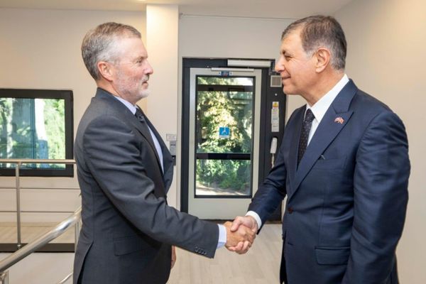 Norveç Büyükelçisi Gaarder’dan Başkan Tugay’a ziyaret