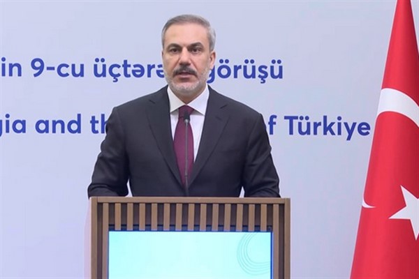 Bakan Fidan, Kuzey Ren-Vestfalya Başbakanı Wüst ile görüştü