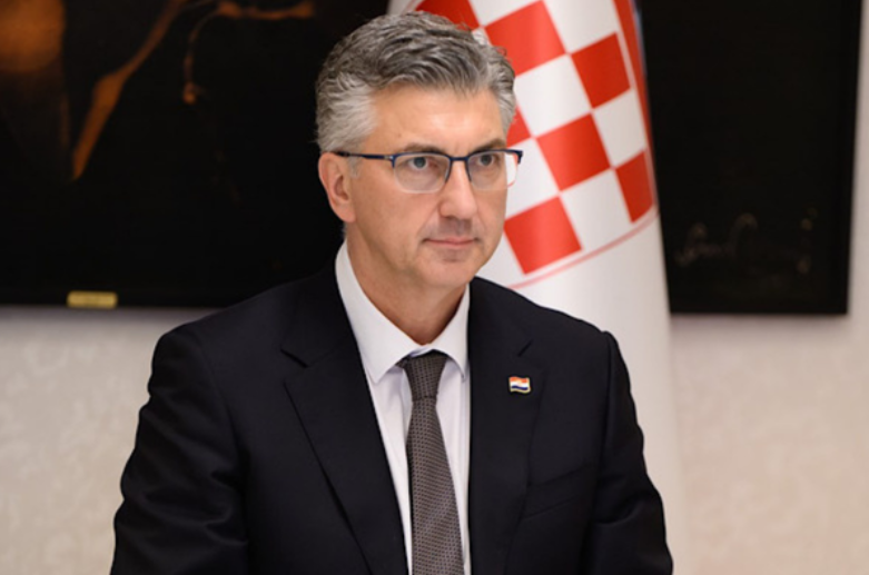 Plenkovic: Terör tehdidine ve aşırılığın tüm biçimlerine karşı birlik olmalıyız