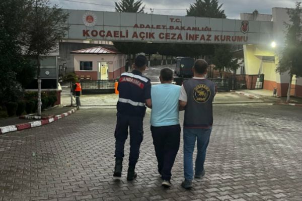 Kocaeli’de 8 yıl 4 ay hapis cezasıyla aranan şüpheli yakalandı