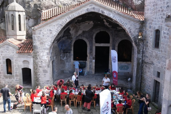 Trabzon’da genç yetenekler profesyonel sanatçılarla buluştu