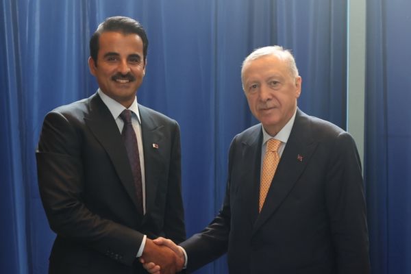 Cumhurbaşkanı Erdoğan, Katar Emîri Şeyh Temim ile görüştü
