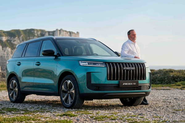 OMODA | JAECOO yeni nesil mobilite vizyonunu Paris Otomobil Fuarı’na taşıyor!