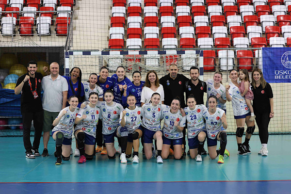 Bursa Büyükşehir Belediyespor, Üsküdar Belediyespor’u 30-27 yendi